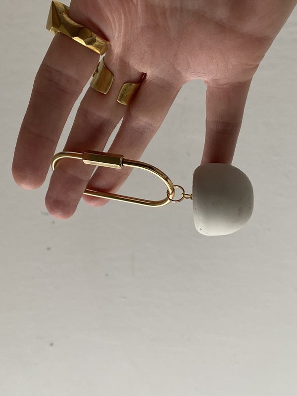 Porte-clé boule de béton